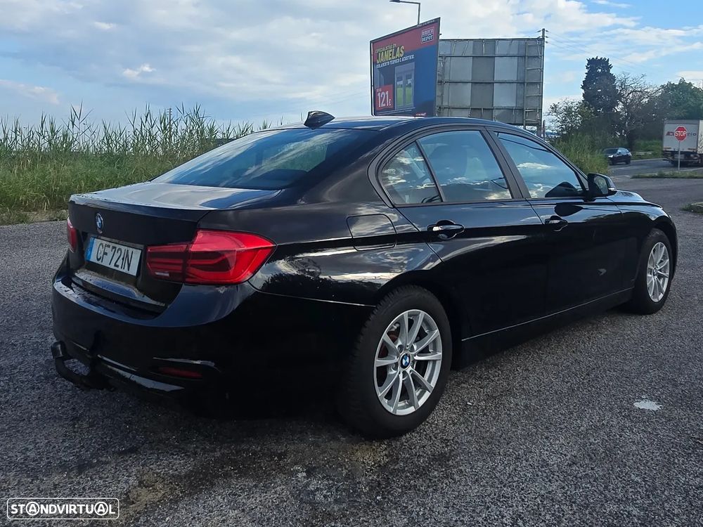 BMW 320 d Aut. Sport Line - 10