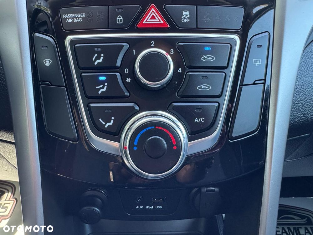 Hyundai i30 - 34