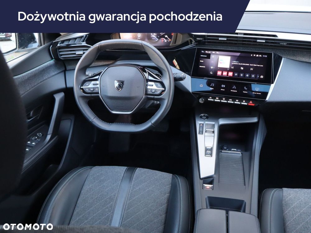 Peugeot 408 - 9