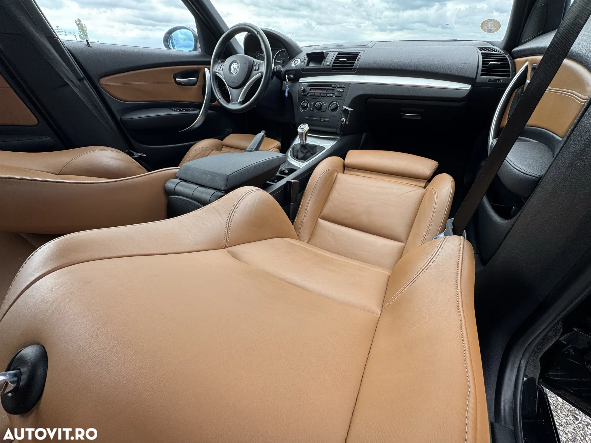 BMW Seria 1 118d - 29