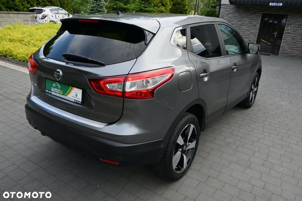 Nissan Qashqai 1.2 DIG-T Xtronic 360 - 7