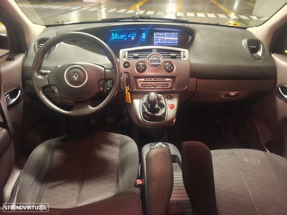 Renault Grand Scénic 1.5 dCi Dynamique S 7L. - 17
