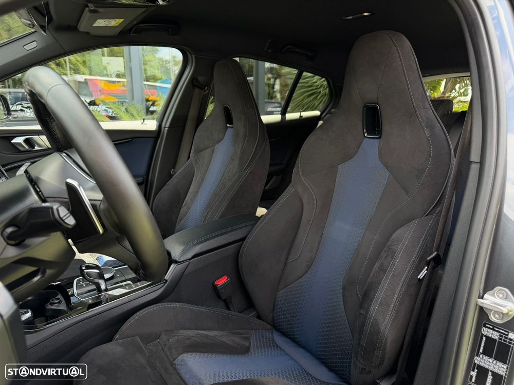 BMW M135i xDrive - 15