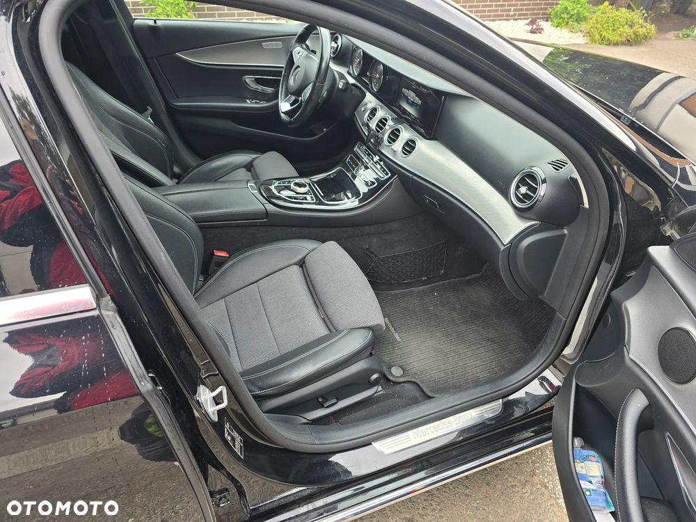 Mercedes-Benz Klasa E 200 d 9G-TRONIC Avantgarde - 8