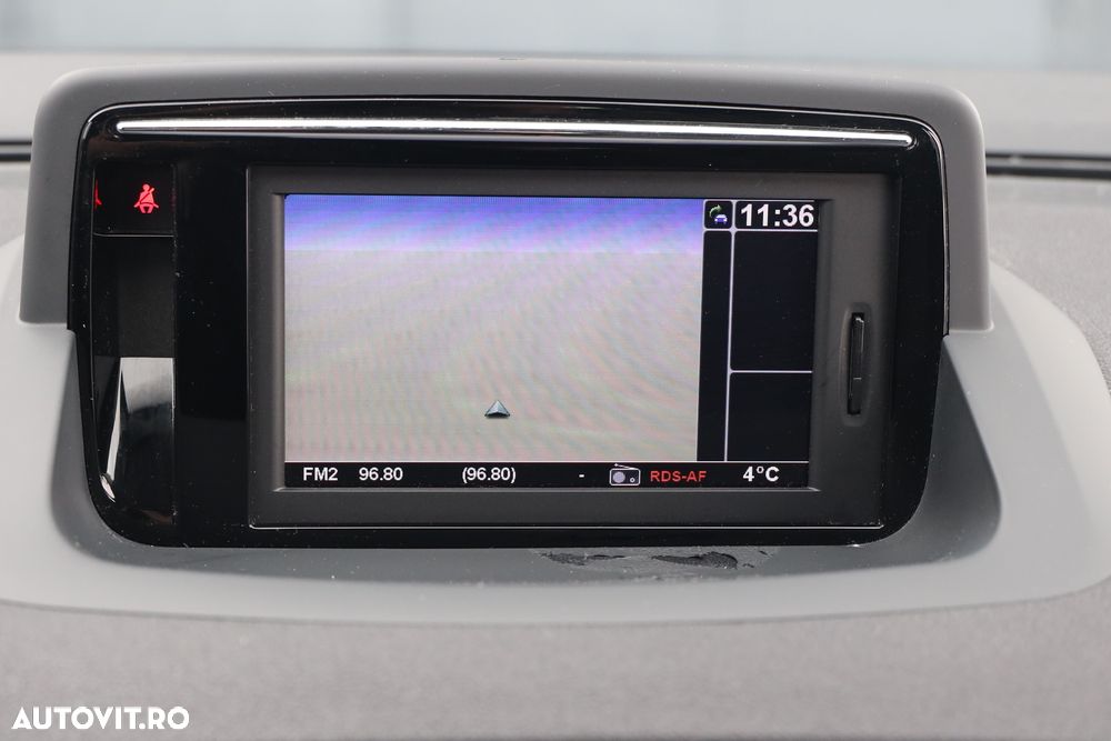 Renault Megane ENERGY dCi 110 Start & Stop Bose Edition - 6