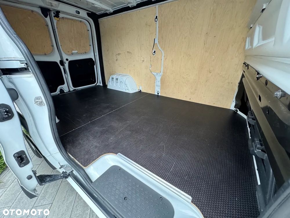 Renault TRAFIC L2 MAXI LONG - 11