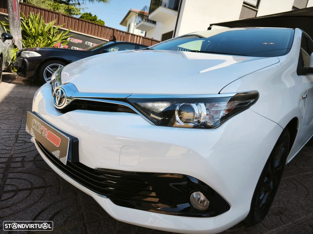 Toyota Auris 1.8 HSD Comfort+J17 - 16
