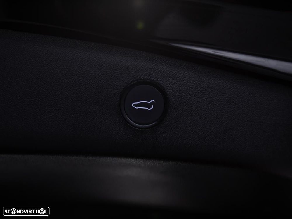Tesla Model 3 Long Range AWD Dual Motor Performance - 16