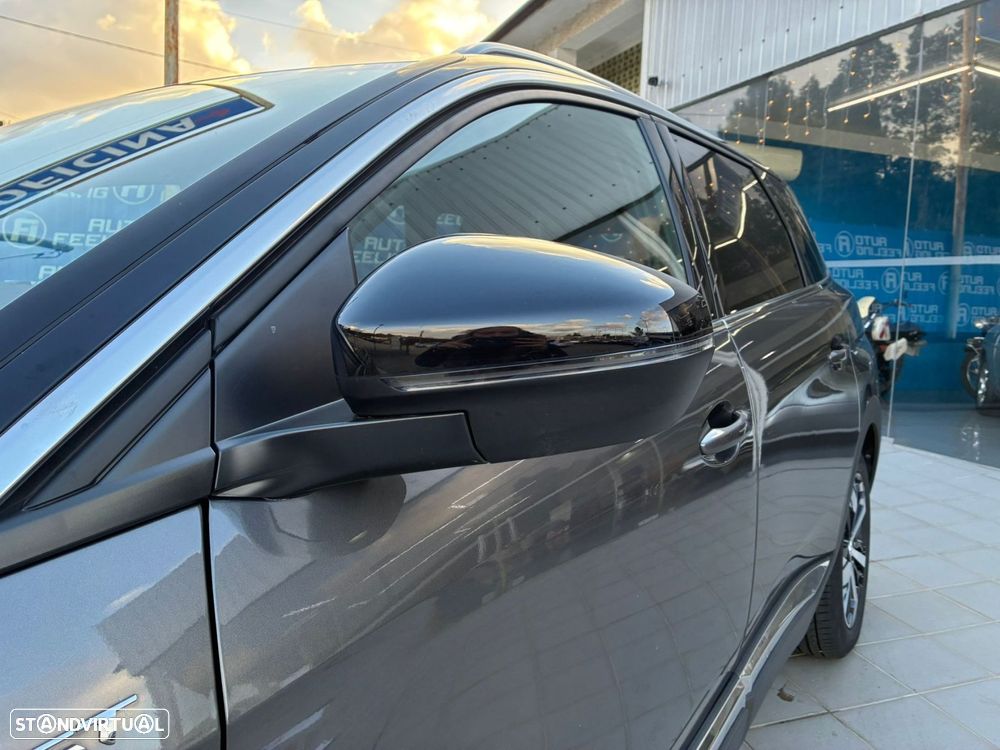 Peugeot 5008 1.5 BlueHDi GT EAT8 - 17