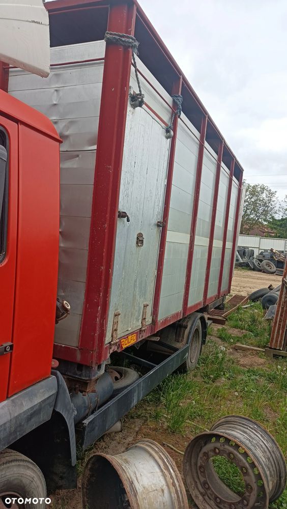 Zabudowa do przewozu zwierząt  żywca z wagą - 8