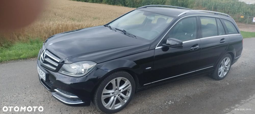 Mercedes-Benz Klasa C 180 BlueEFFICIENCY Avantgarde - 2