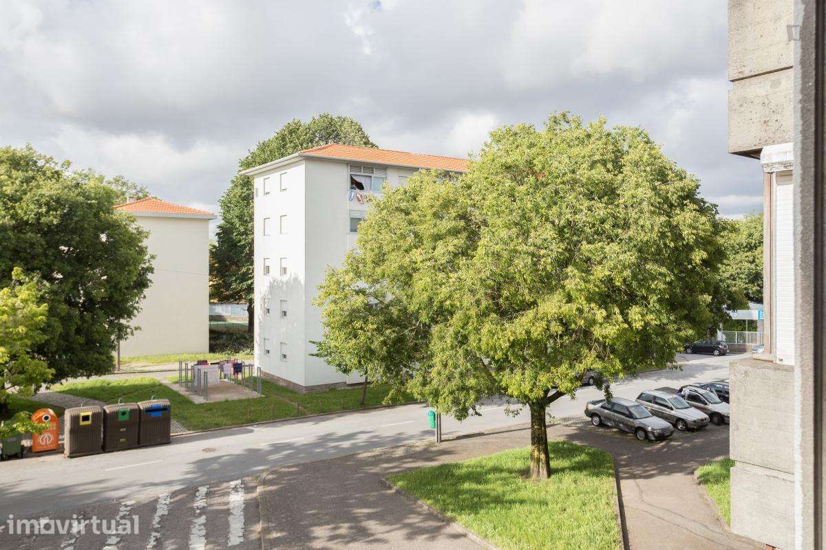 Quarto - localizado em Paranhos Porto - Grande imagem: 5/18