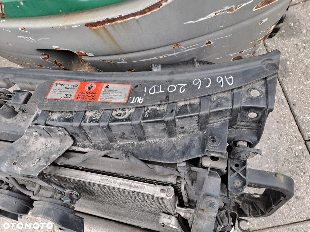 Audi A6 C6 2.0 TDi automat pas przedni chłodnice wiatraki komplet - 4