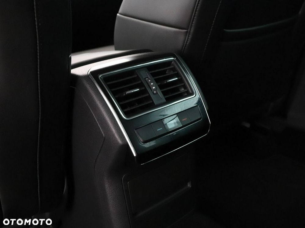 Skoda Superb 2.0 TSI 4x4 DSG Style - 37