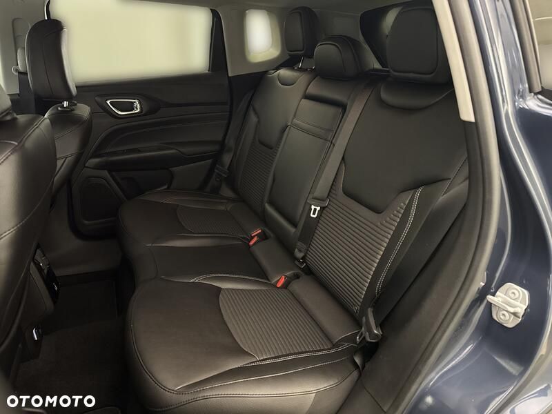 Jeep Compass - 19