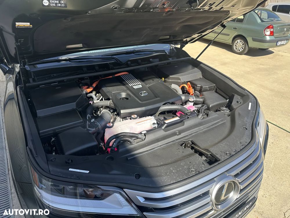 Lexus Seria LX - 34