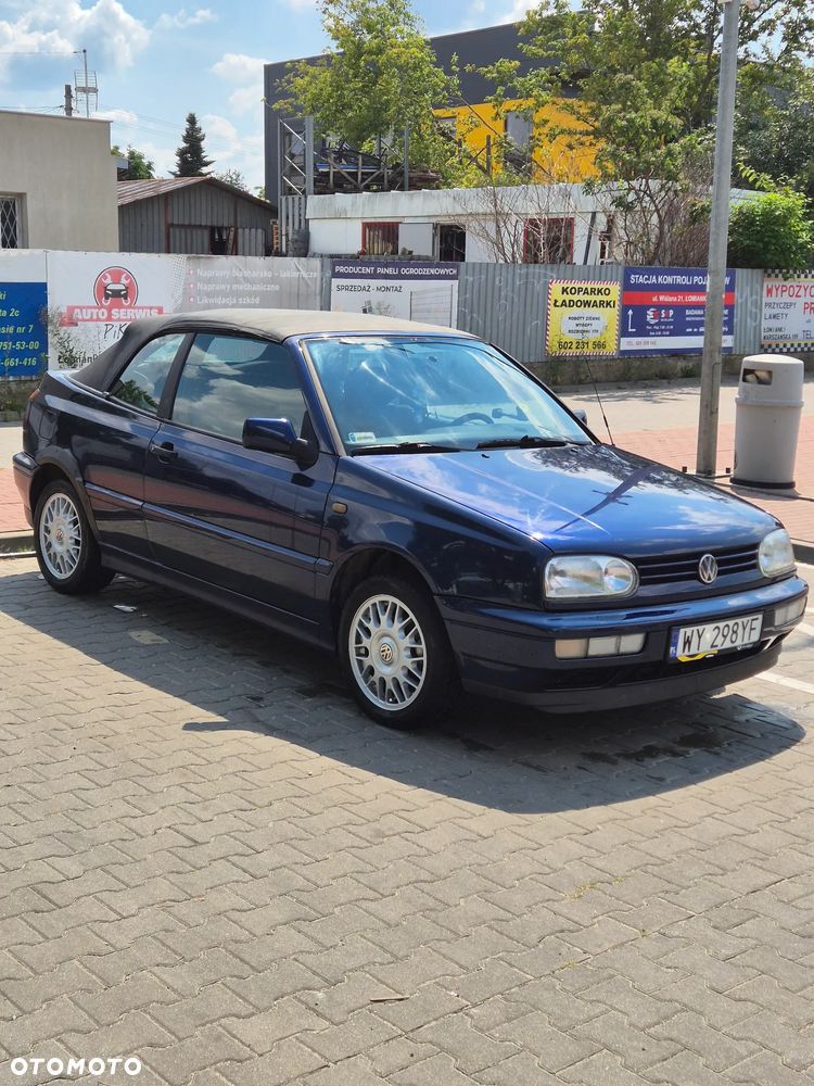 Volkswagen Golf 1.8 GL - 2