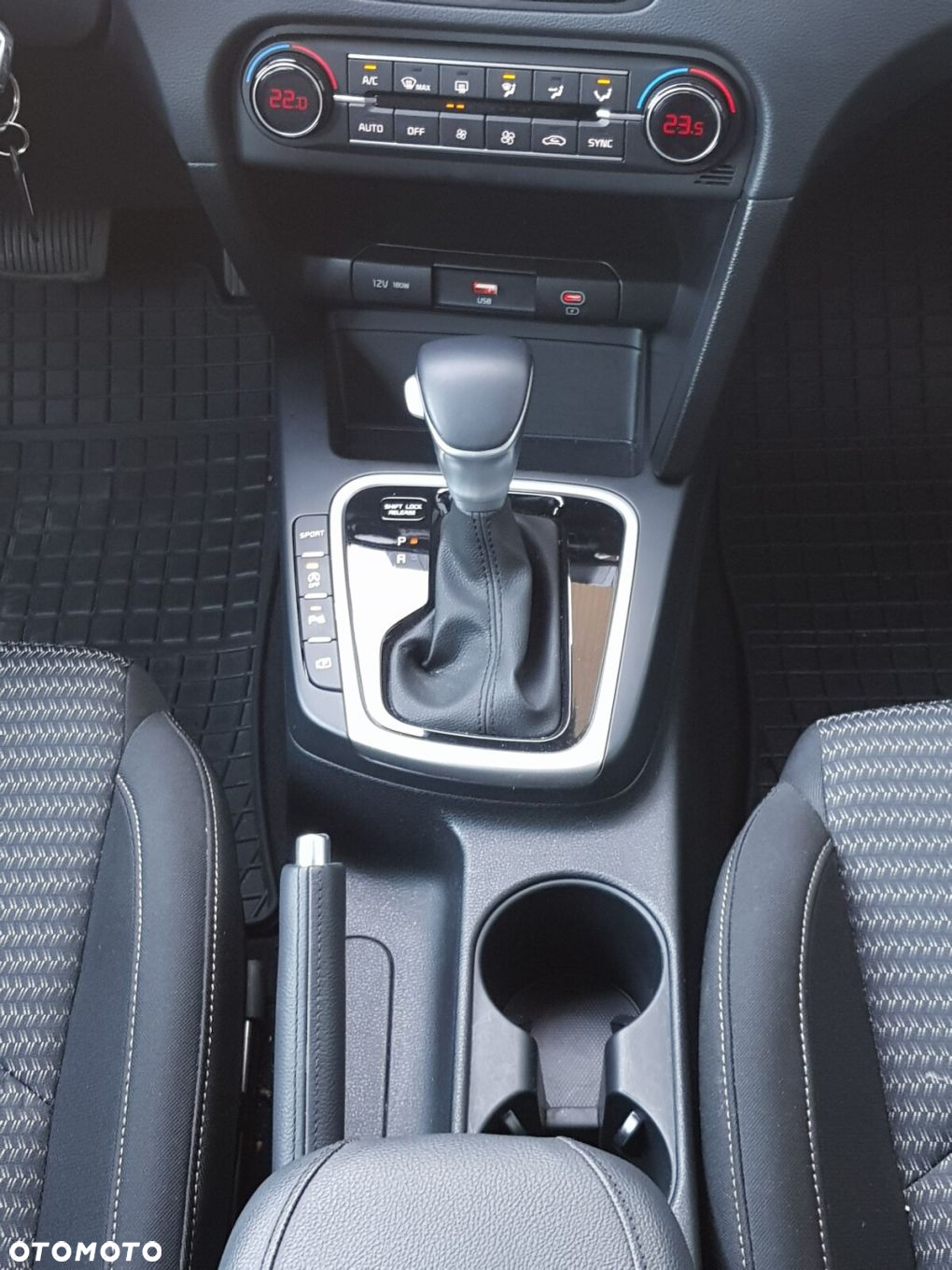 Kia Ceed 1.5 T-GDI M DCT - 25