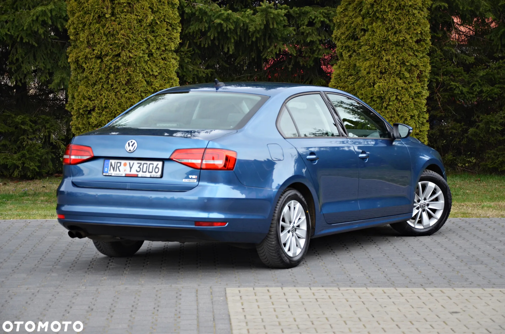 Volkswagen Jetta 1.4 TSI DSG BlueMotion Technology - 4