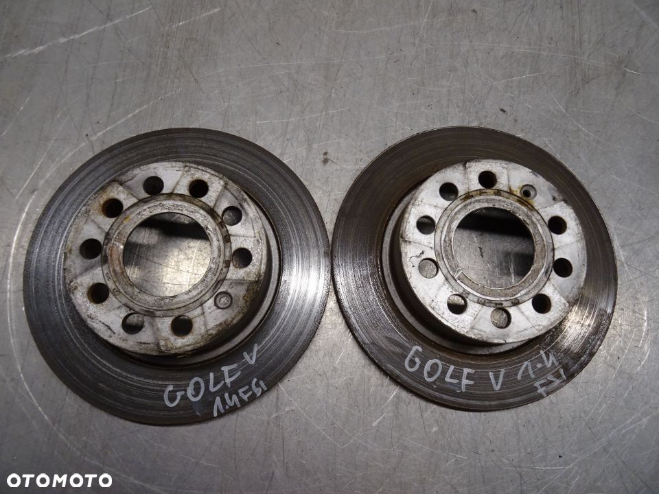 VW GOLF V HB 5D 03-09 1.4FSI TARCZE TYŁ TYLNE - 1