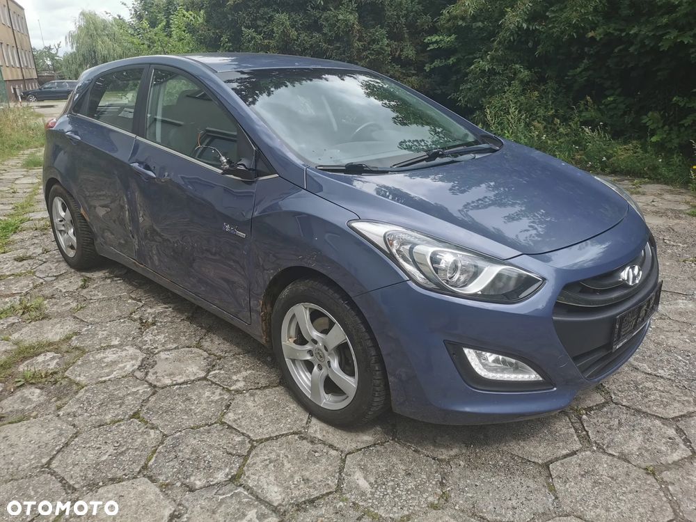 Hyundai i30 1.6 CRDi BlueDrive Classic + - 3