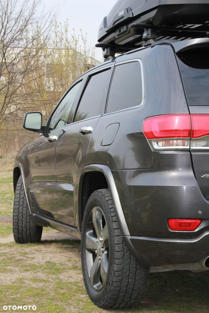 Jeep Grand Cherokee - 15