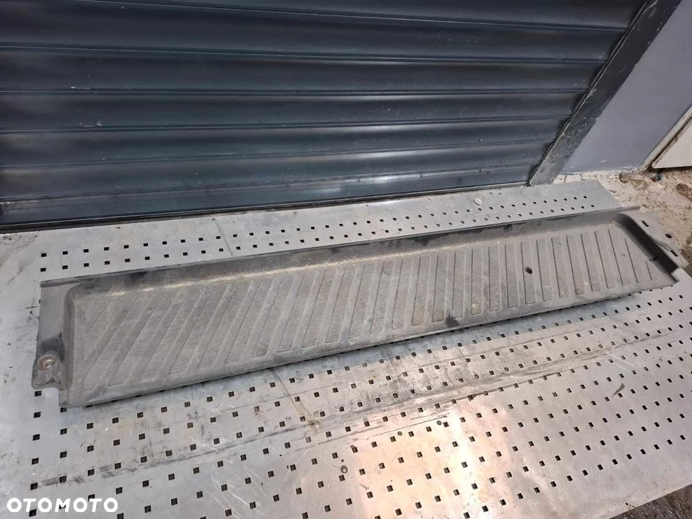 STOPIEŃ DRZWI PRZESUWNYCH BOCZNYCH PRAWY MERCEDES SPRINTER W906 VW CRAFTER - 5