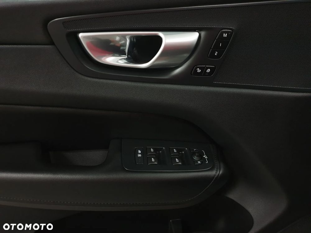Volvo XC 60 B4 D Geartronic RDesign - 7