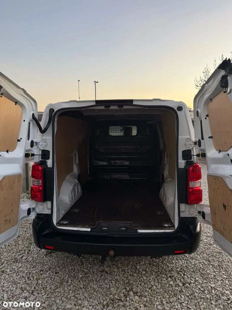 Toyota Proace Furgon - 11