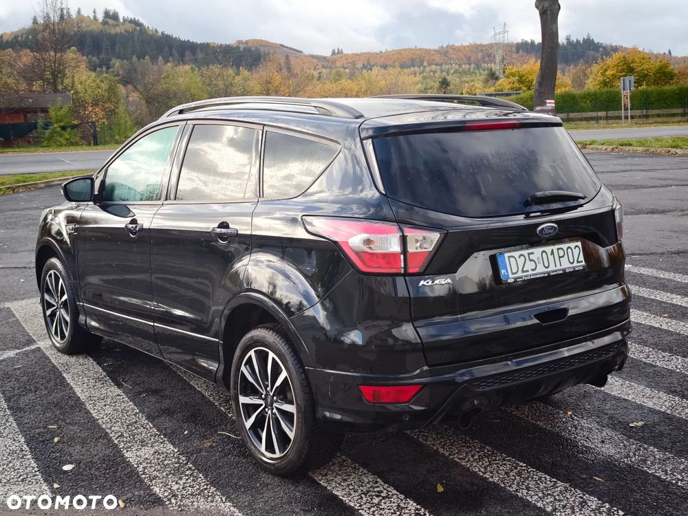 Ford Kuga 1.5 EcoBoost 2x4 ST-Line - 16