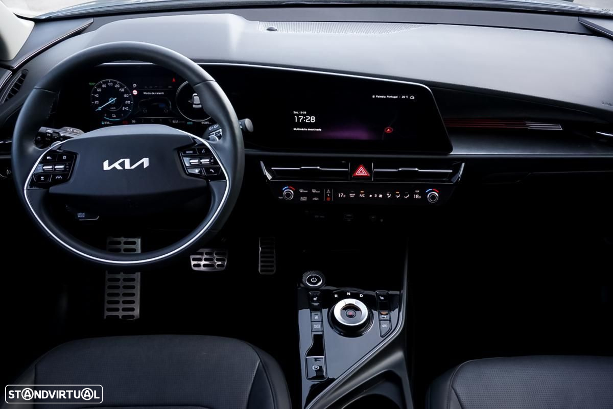Kia Niro EV 64kWh Tech - 32