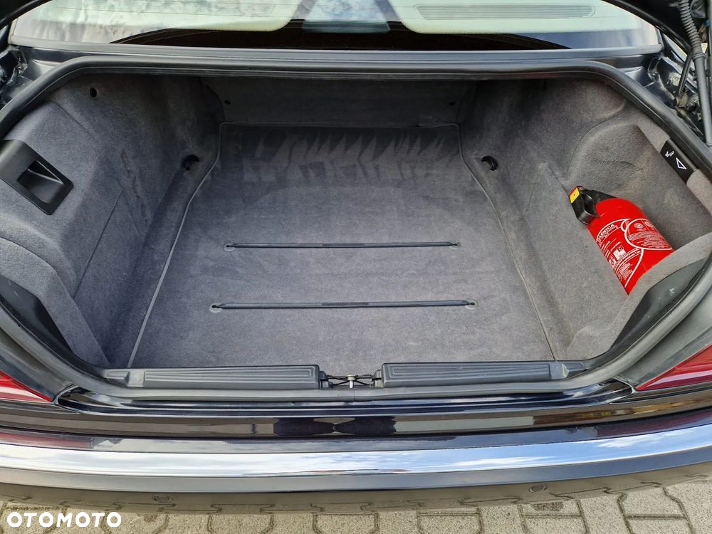 BMW Seria 7 740i - 12