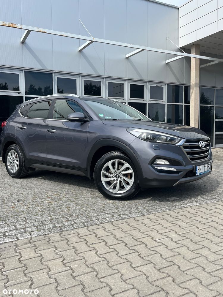 Hyundai Tucson 2.0 CRDI BlueDrive Style 2WD - 11