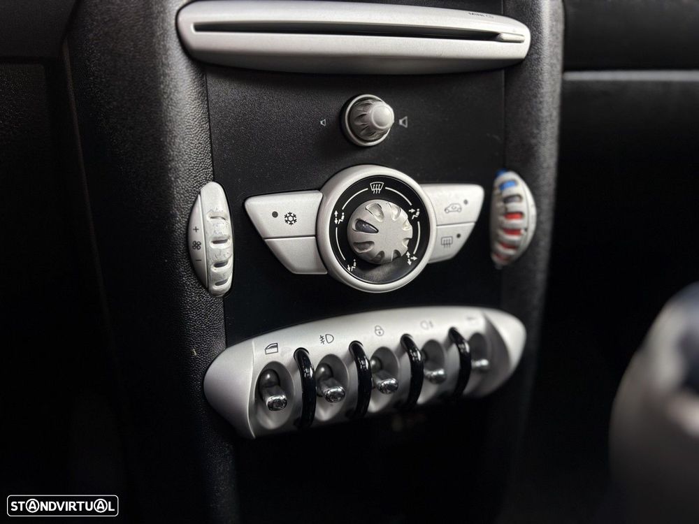 MINI Clubman Cooper D - 13