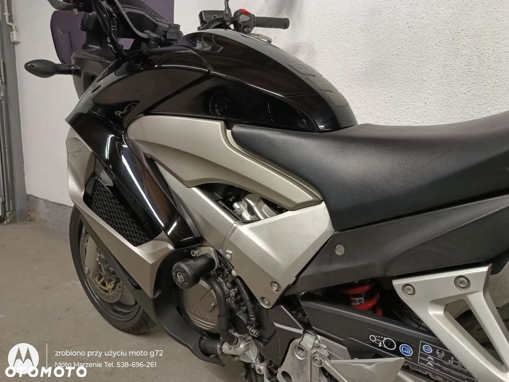Honda VFR - 20