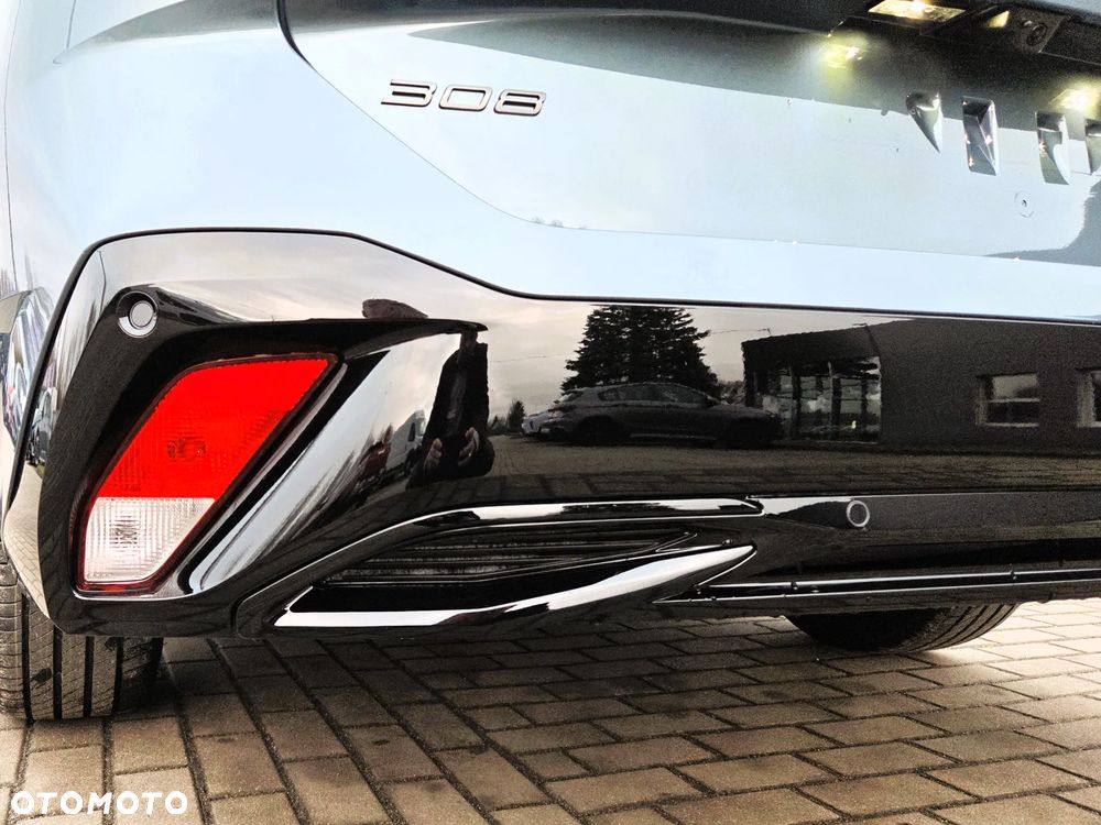 Peugeot 308 1.2 mHEV Allure S e-DCS6 - 11