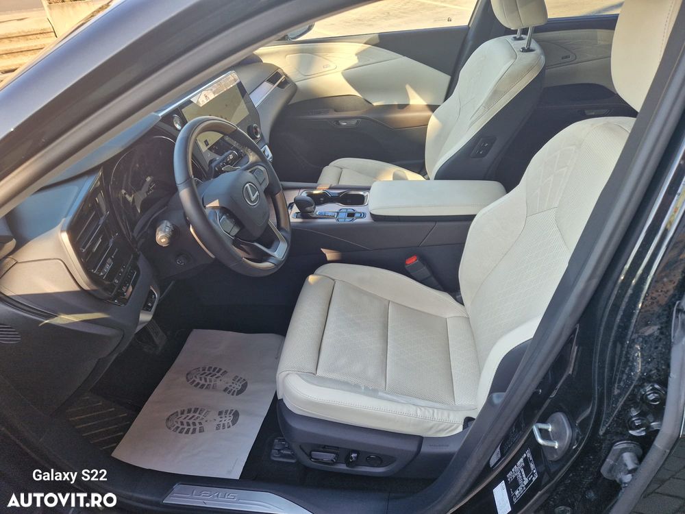 Lexus Seria RX 450h+ E-Four PHEV Luxury - 11