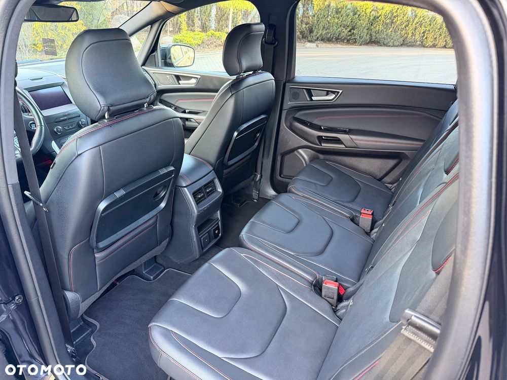 Ford S-Max - 24