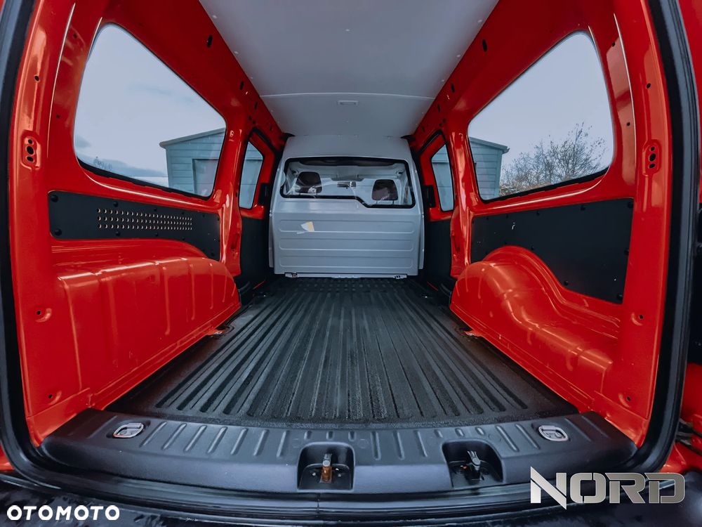 Volkswagen Caddy Maxi 2.0 TDI 4MOTION DSG - 14