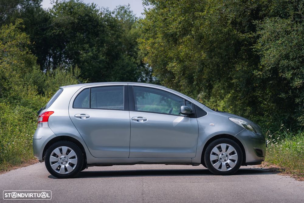 Toyota Yaris 1.4 D-4D Comfort+AC - 8