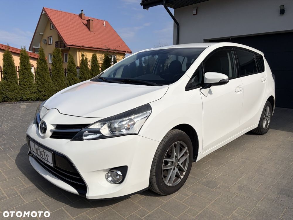 Toyota Verso 1.6 D-4D Prestige - 3