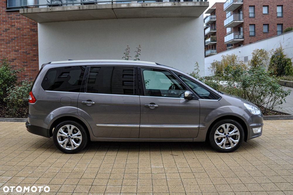 Ford Galaxy 2012 photo 5