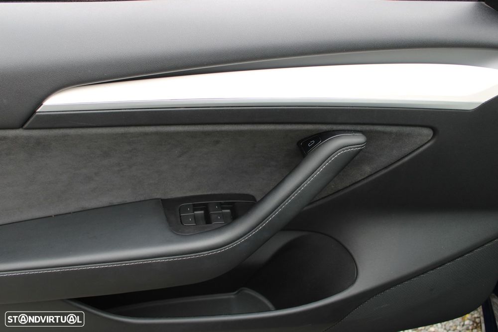 Tesla Model 3 Performance Dual Motor AWD - 16