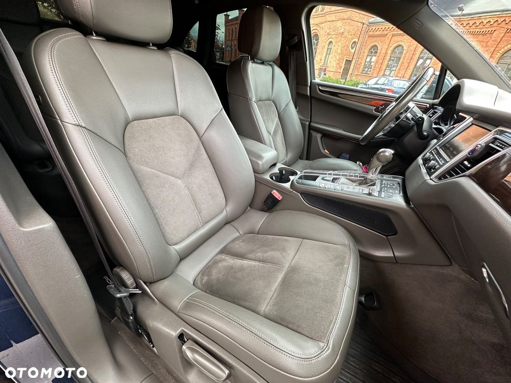 Porsche Macan - 19