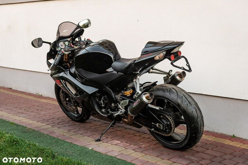 Suzuki GSX-R - 4