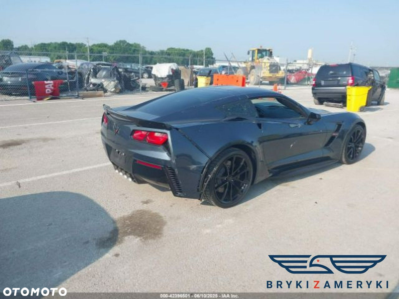 Chevrolet Corvette - 5