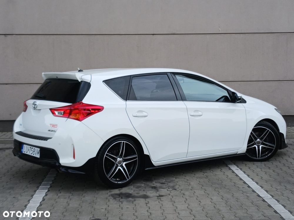 Toyota Auris 1.6 Valvematic Life - 6