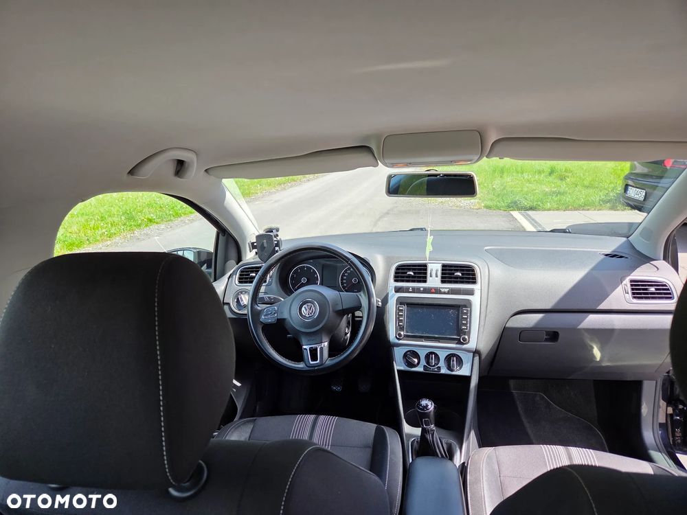 Volkswagen Polo - 11