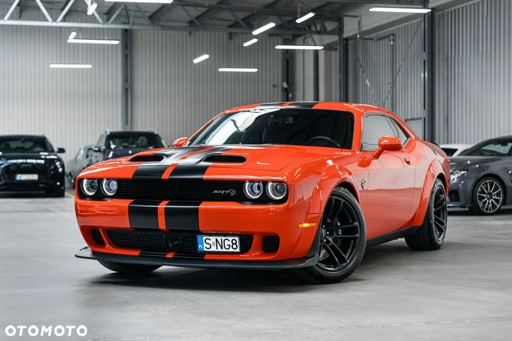 Dodge Challenger - 7