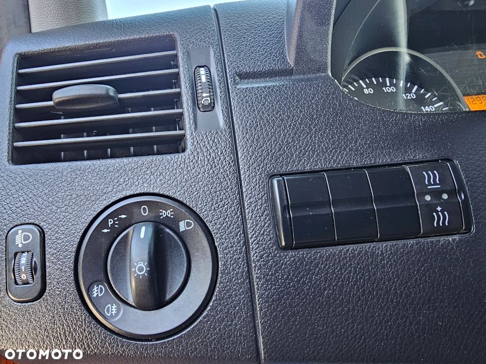 Mercedes-Benz SPRINTER - 26